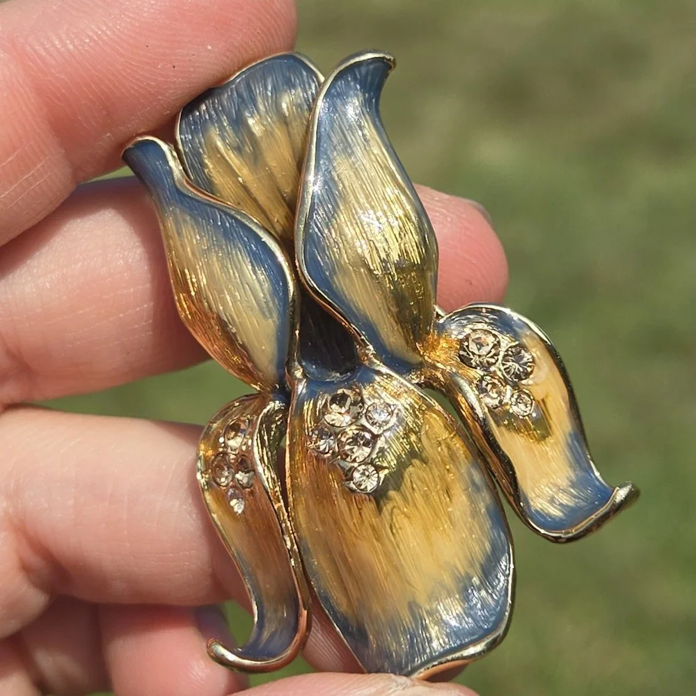 Vintage Monet Enamel Brooch Floral Gradient Blue Petals